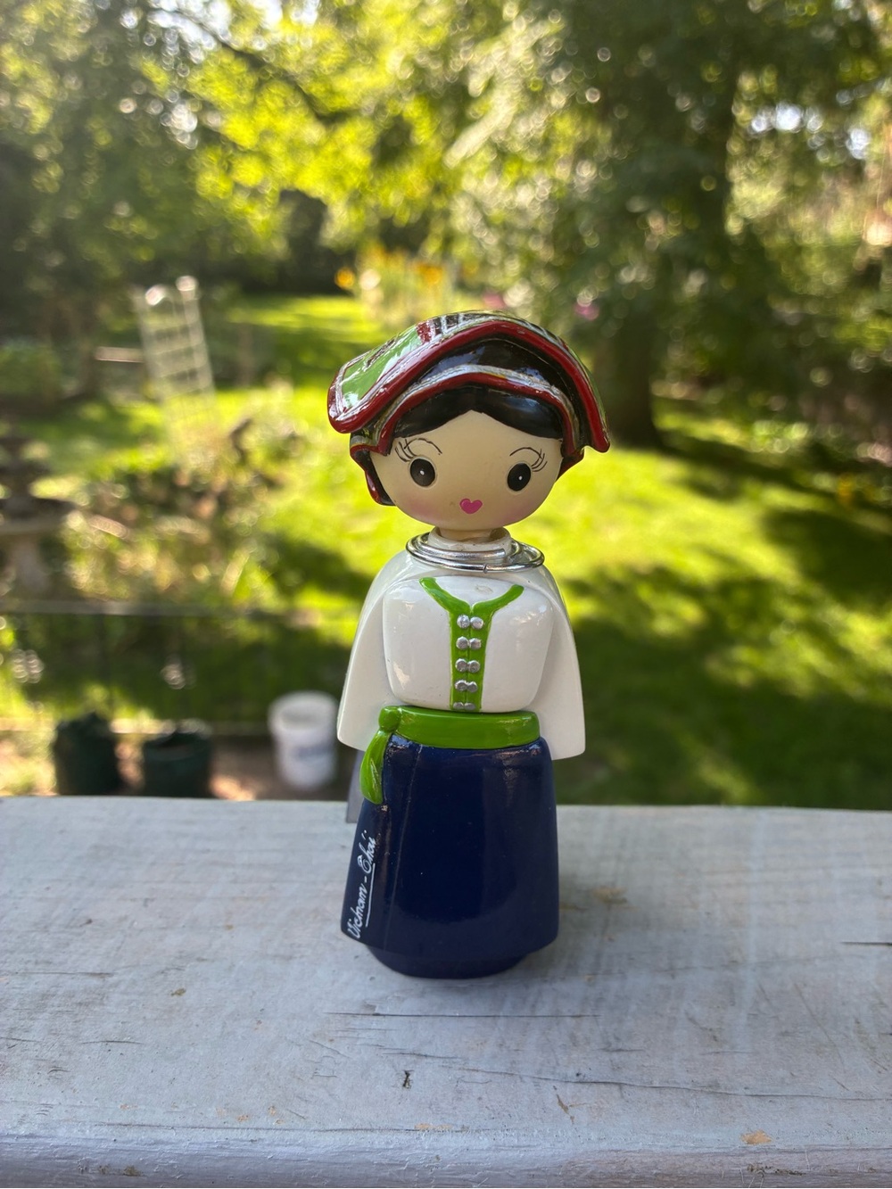 Hand-Painted Folk Art Gom Viet Vietnamese Sculpture Doll NIB